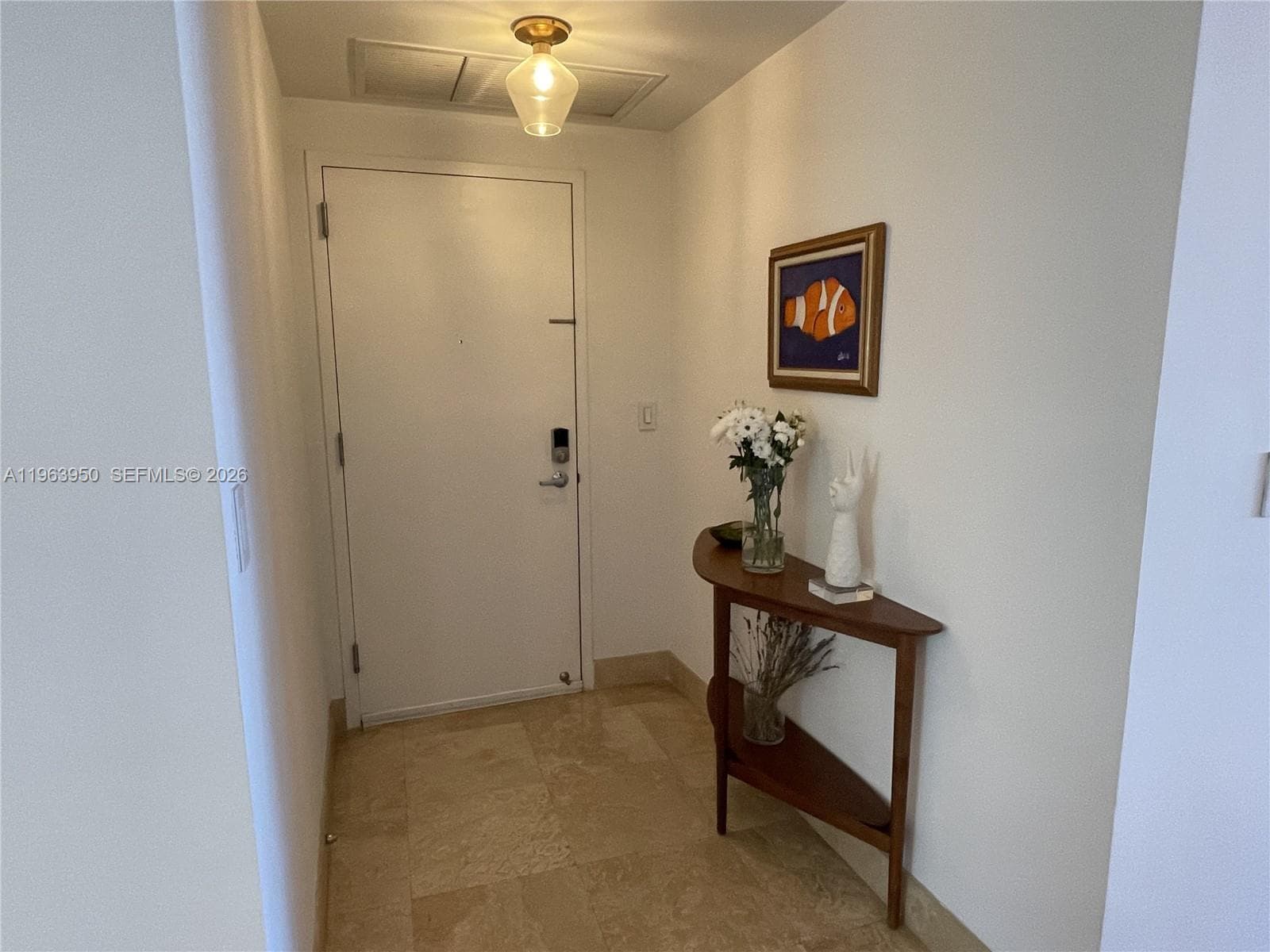 601 NE 36th St 2109 photo 19