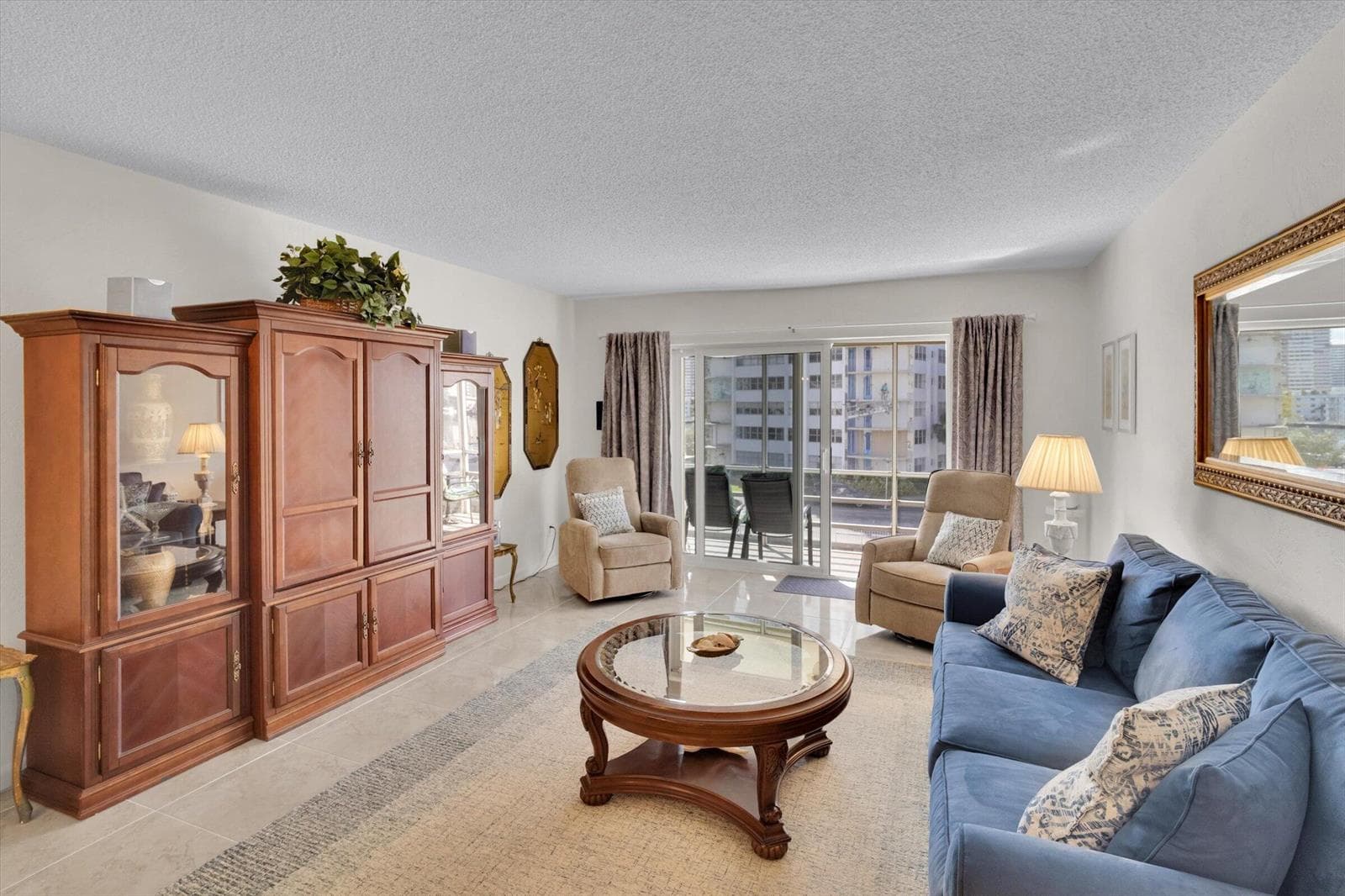 2600 Diana Drive 301 photo 12
