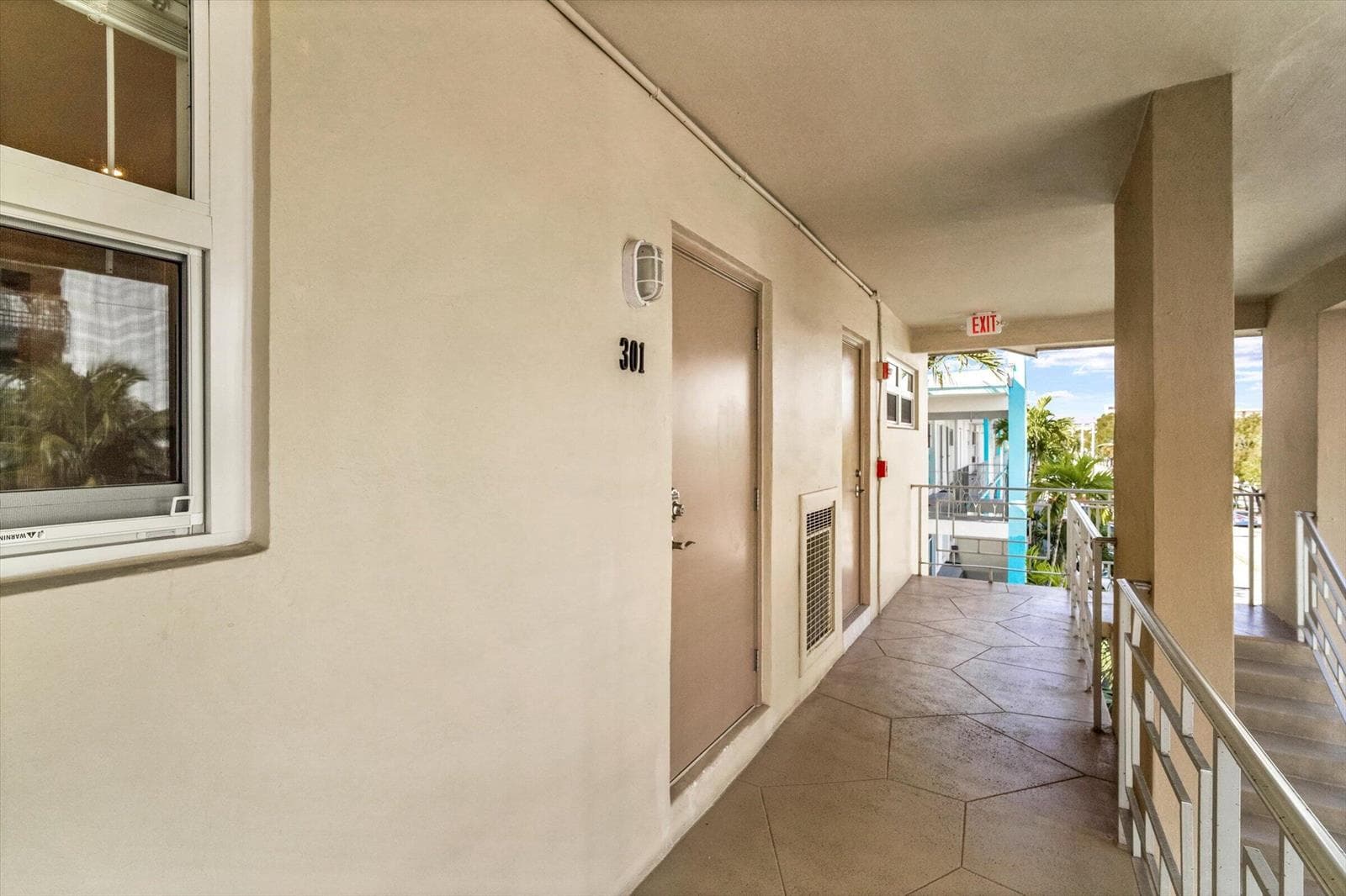 2600 Diana Drive 301 photo 5