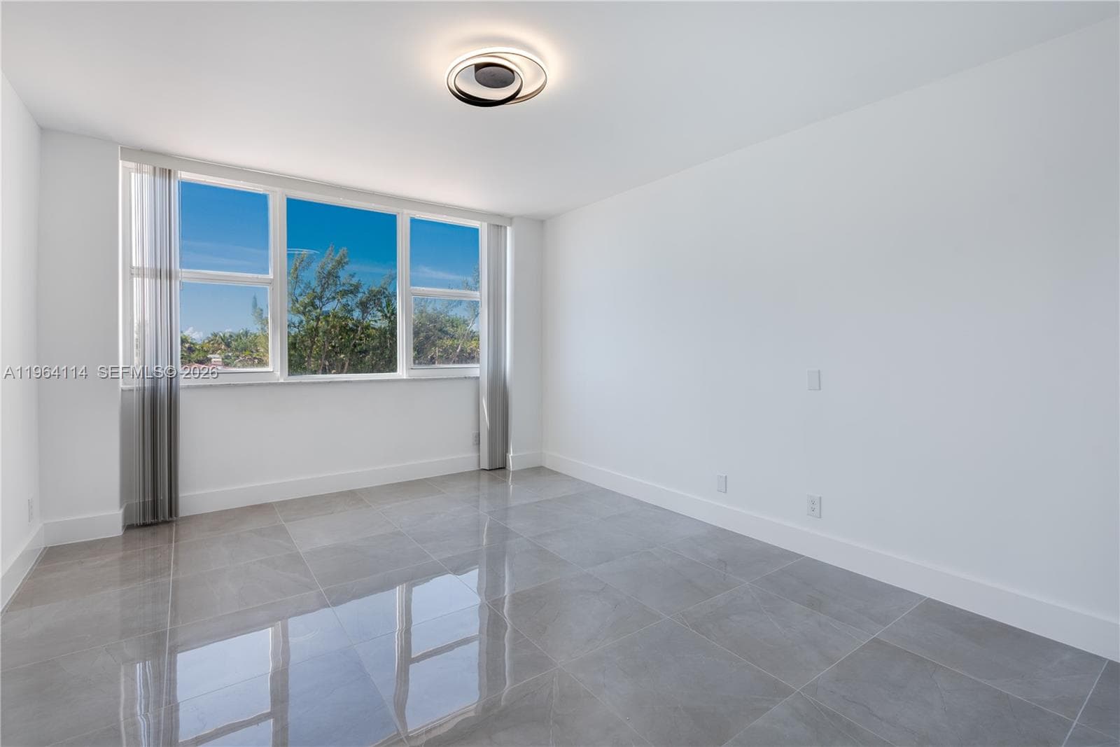 3180 S Ocean Dr 310 photo 10