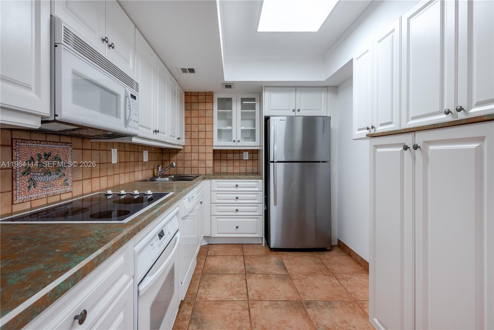 3180 S Ocean Dr 310 photo 15