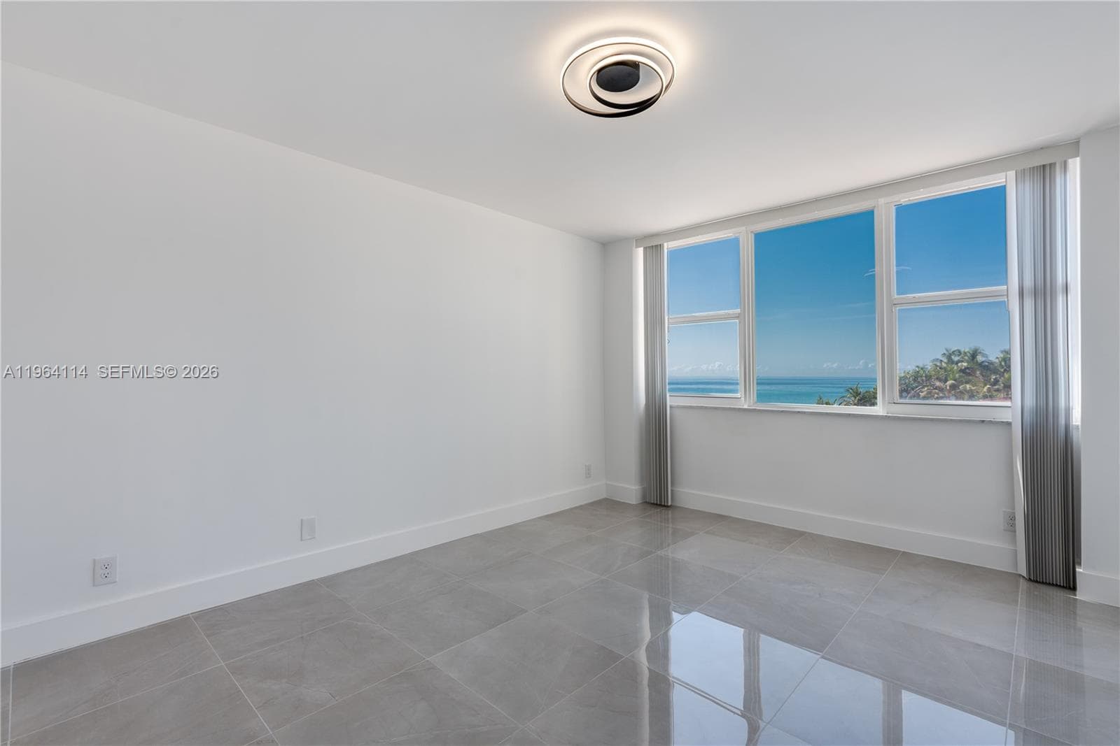 3180 S Ocean Dr 310 photo 4