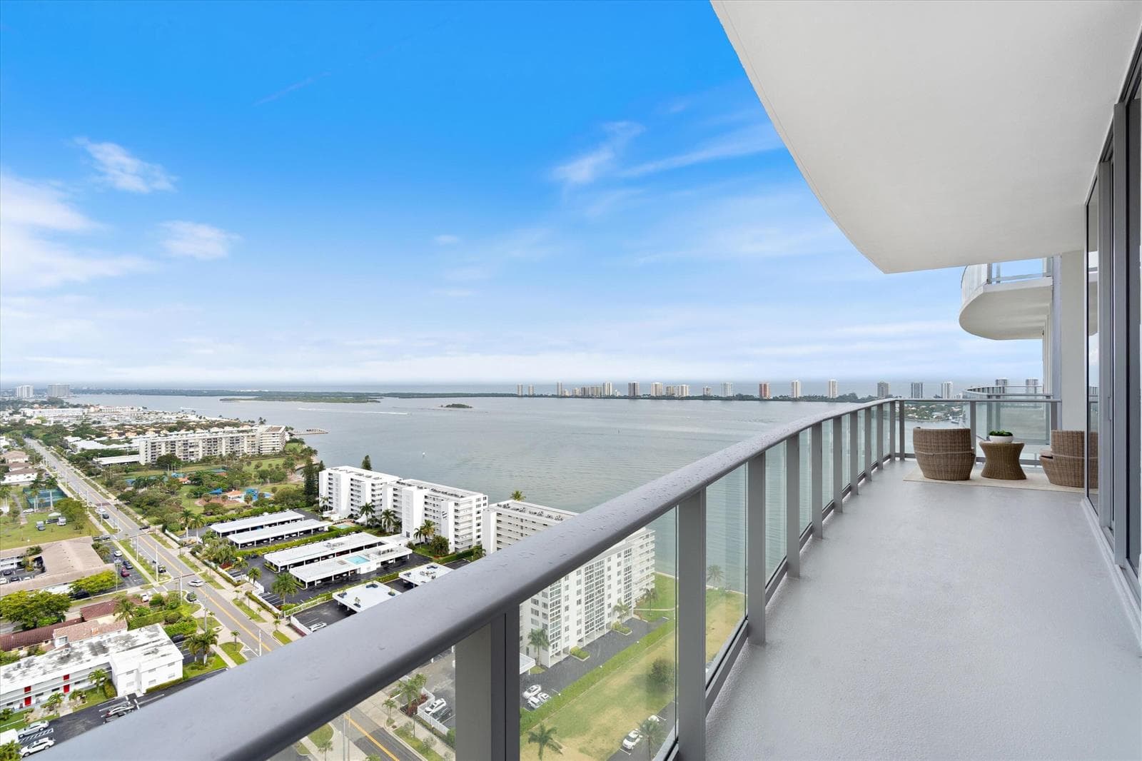 220 S Lake Shore Drive 2305 photo 23