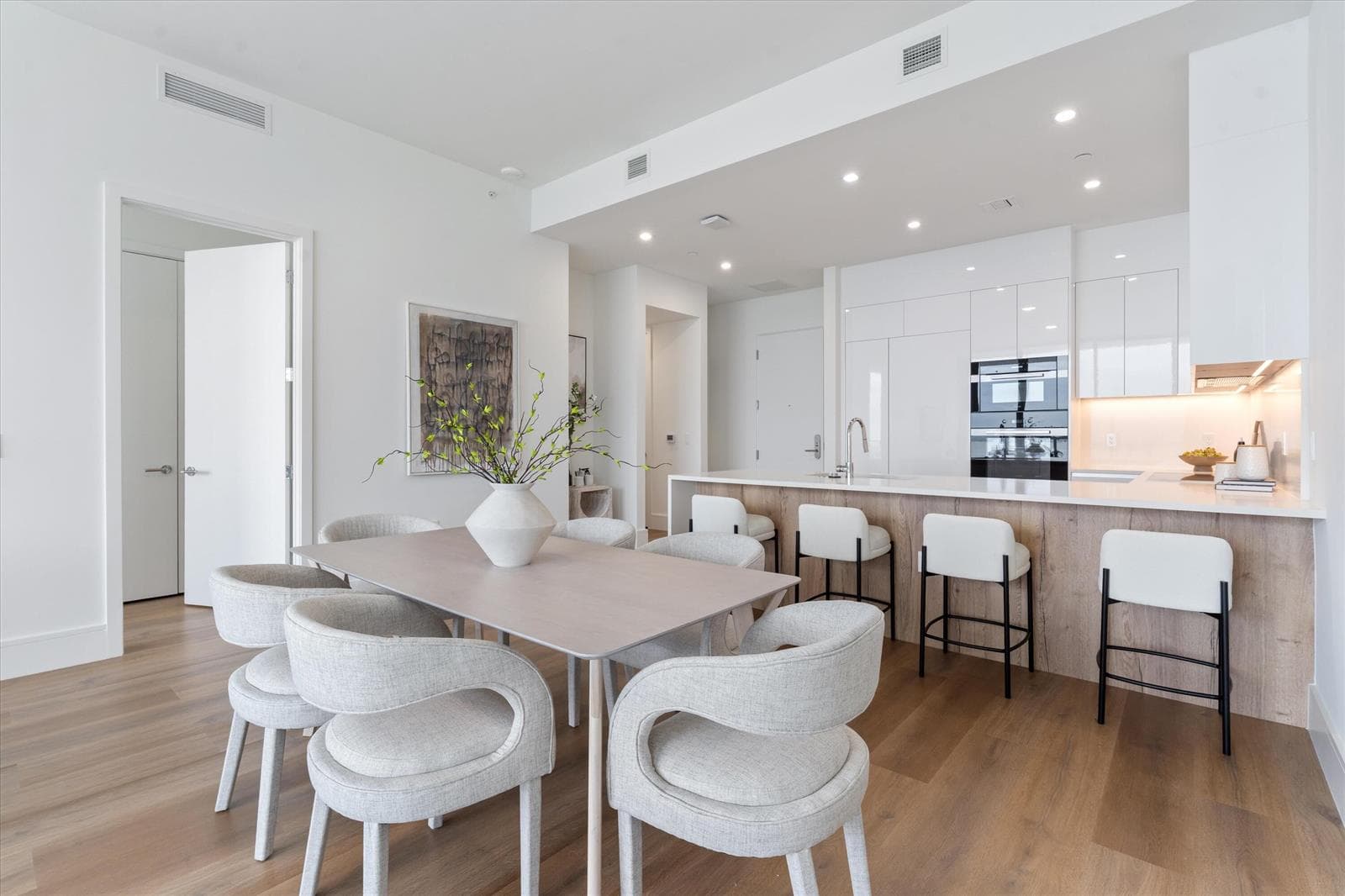 220 S Lake Shore Drive 2305 photo 11