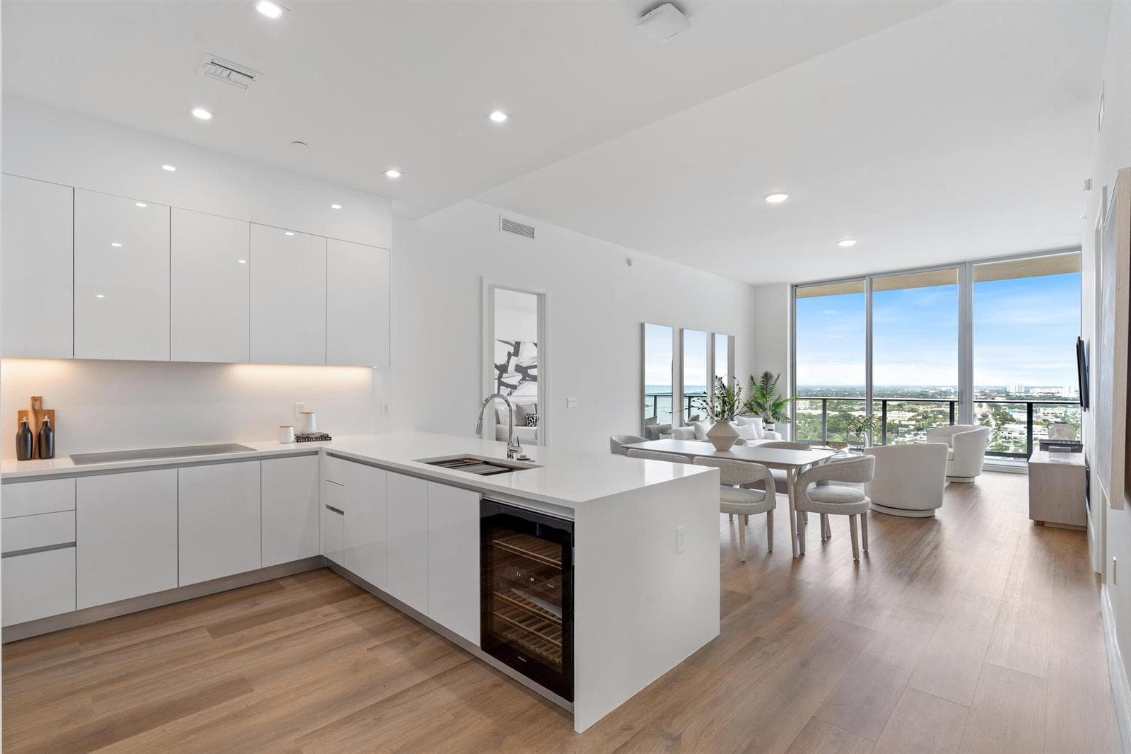 220 S Lake Shore Drive 2305 photo 8