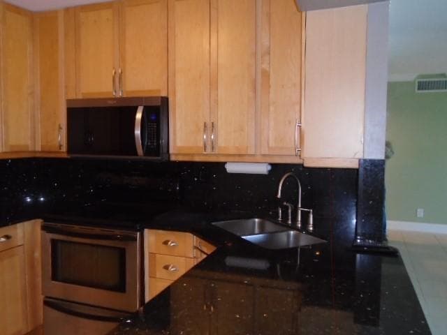 1800 N Andrews Avenue 4b photo 4