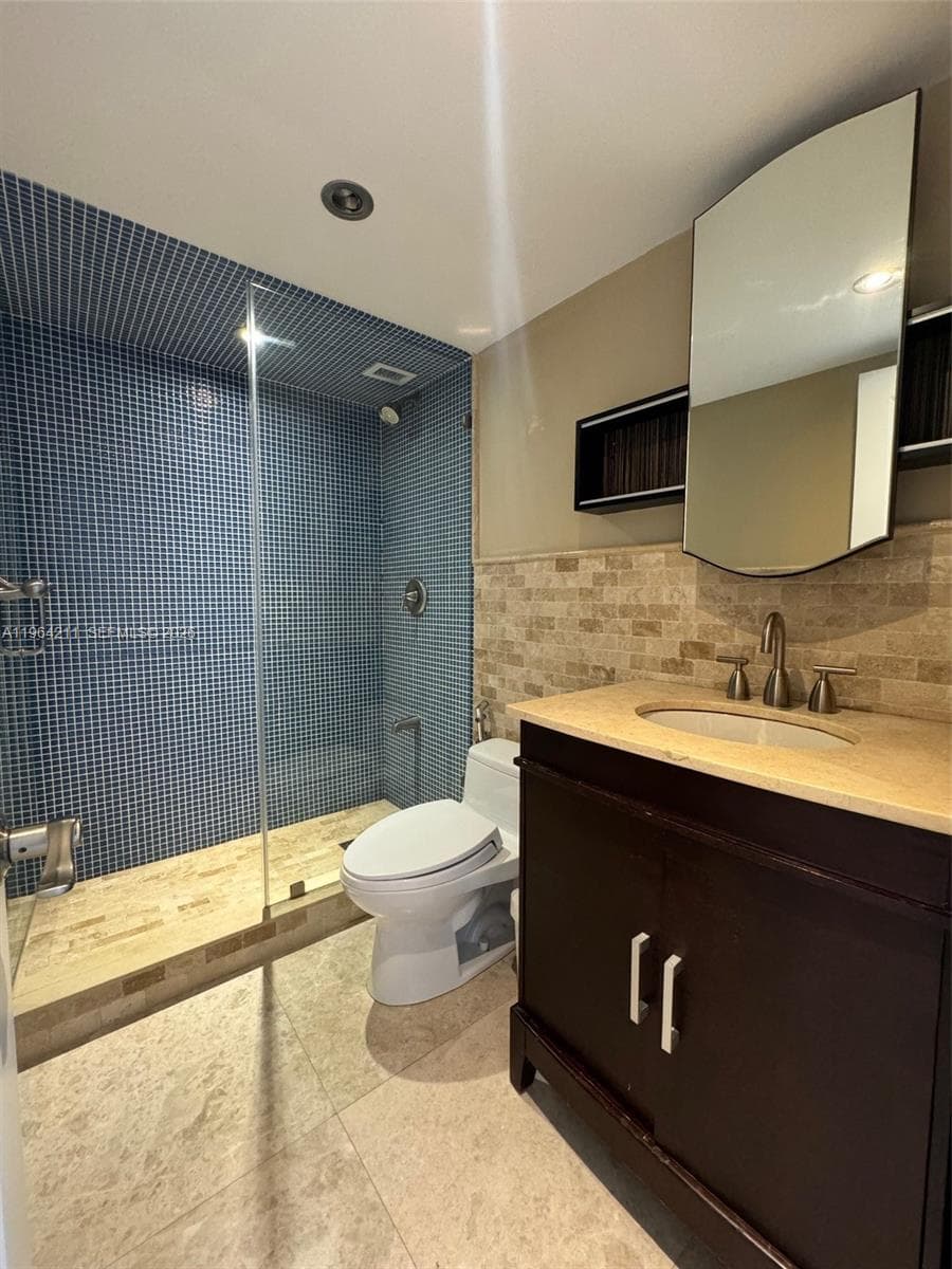 3180 Ocean Dr 1619 photo 13