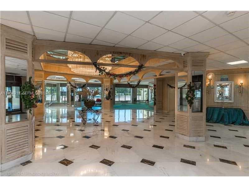 3180 Ocean Dr 1619 photo 22