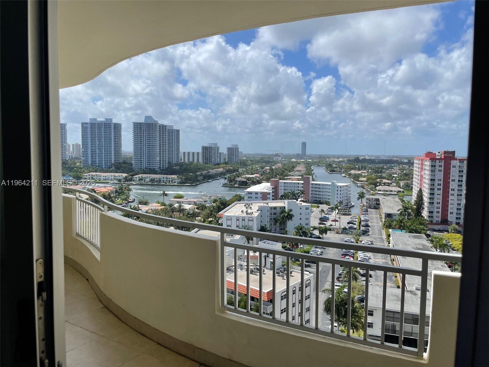 3180 Ocean Dr 1619 photo 3