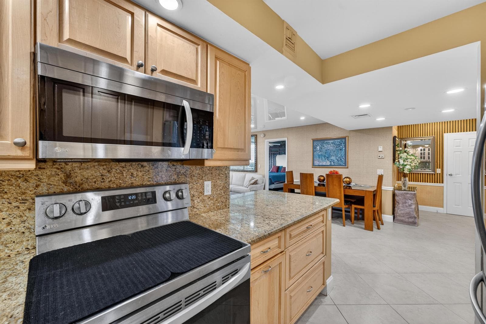 336 Golfview Road 704 photo 9