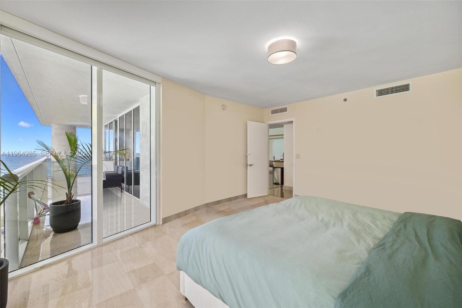 1800 S Ocean Dr 1010 photo 19