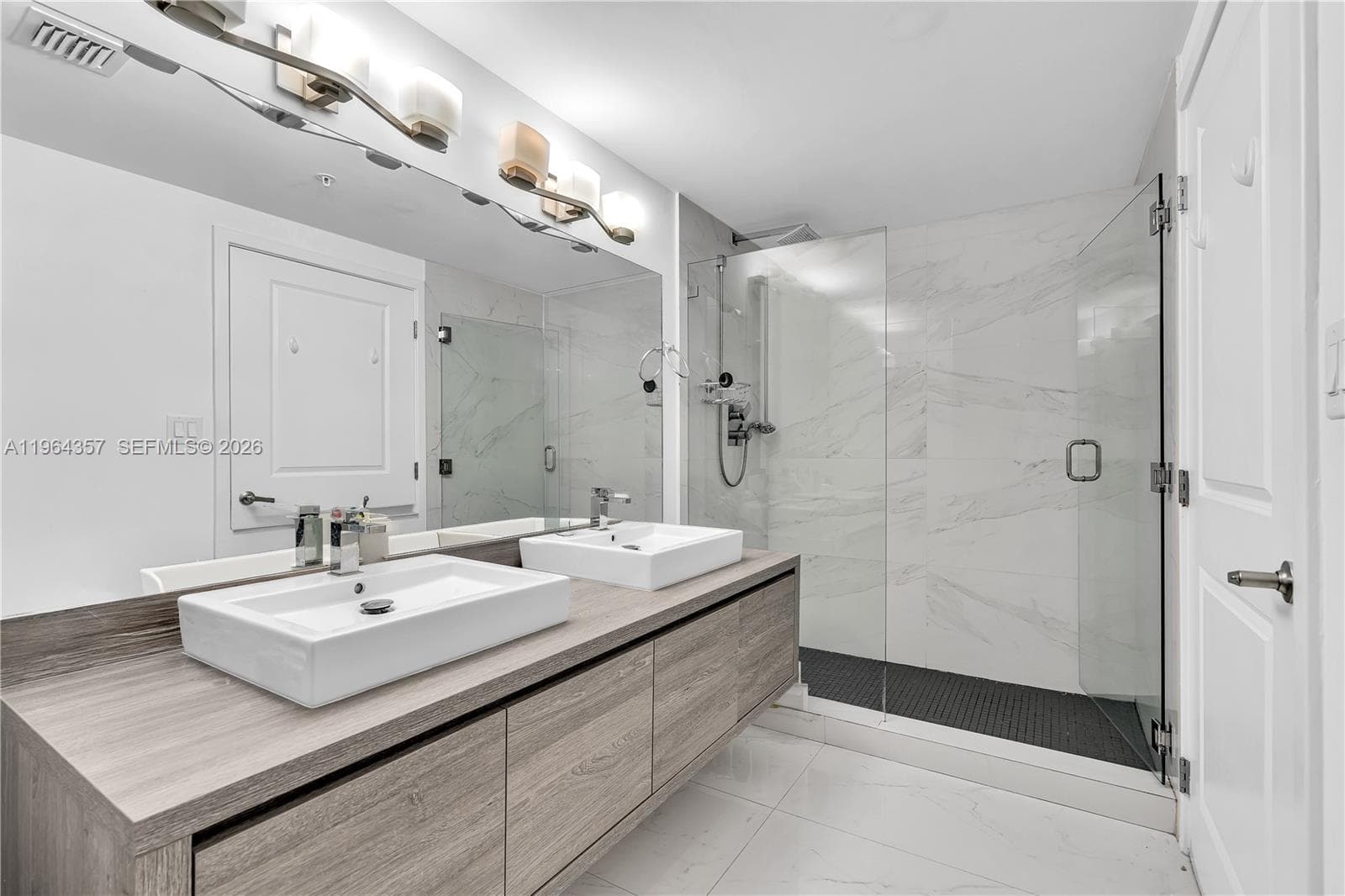 400 Sunny Isles Blvd 907 photo 21