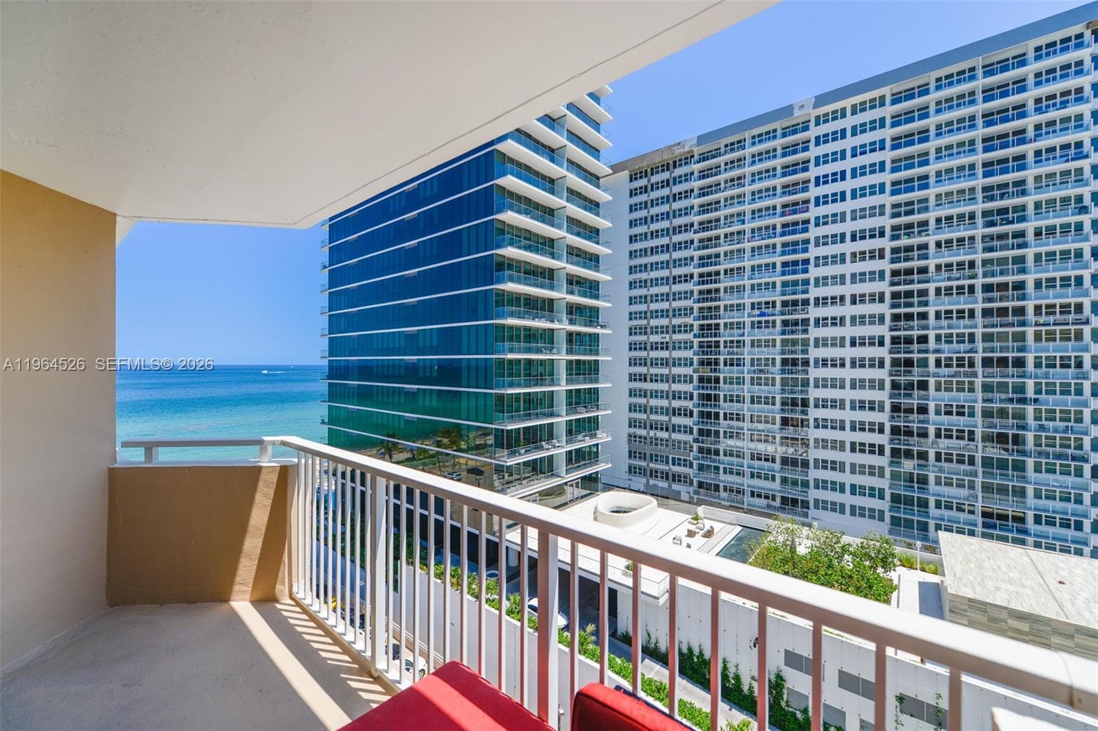 1980 S Ocean Dr 9C photo 2