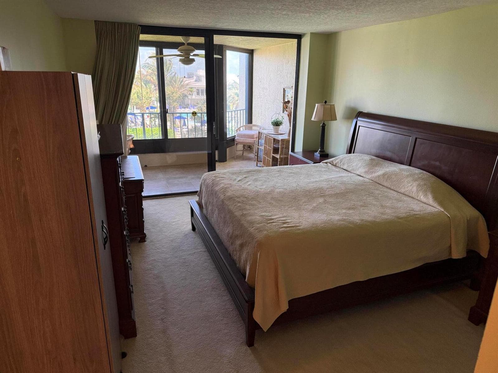 2400 S Ocean Drive 8133 photo 11