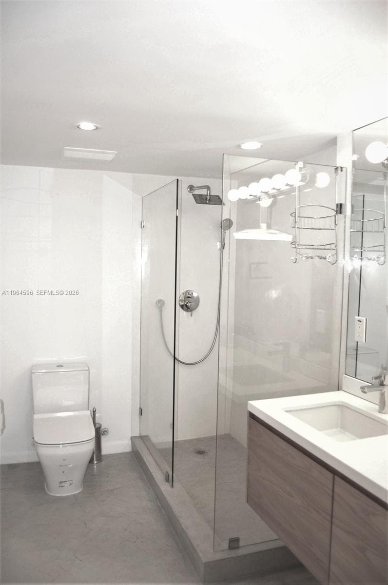 2301 Collins Ave 504 photo 14