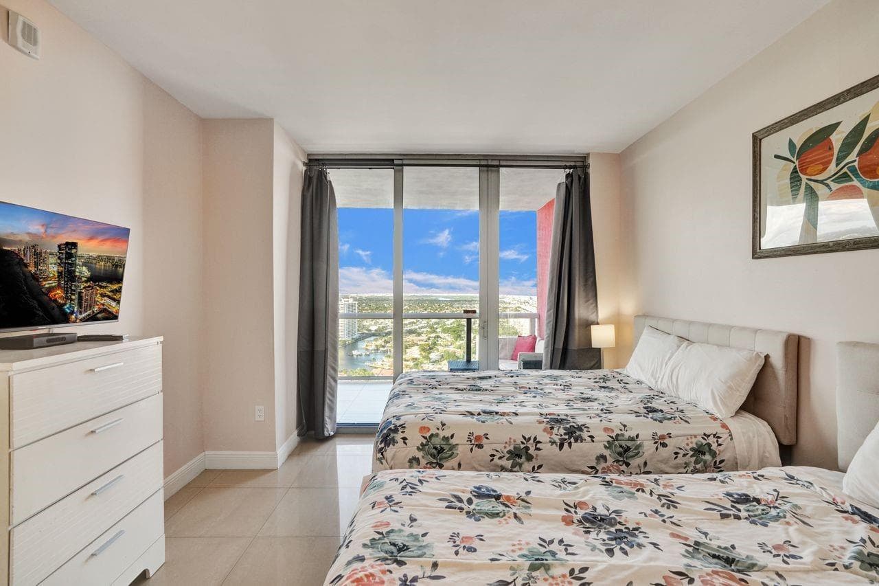 2600 E Hallandale Beach Boulevard T3210 photo 6