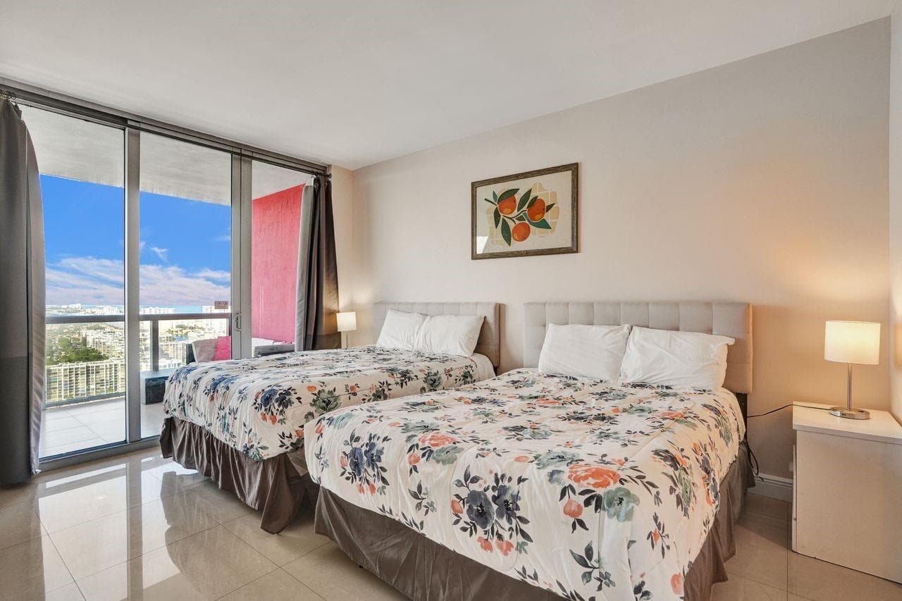 2600 E Hallandale Beach Boulevard T3210 photo 17