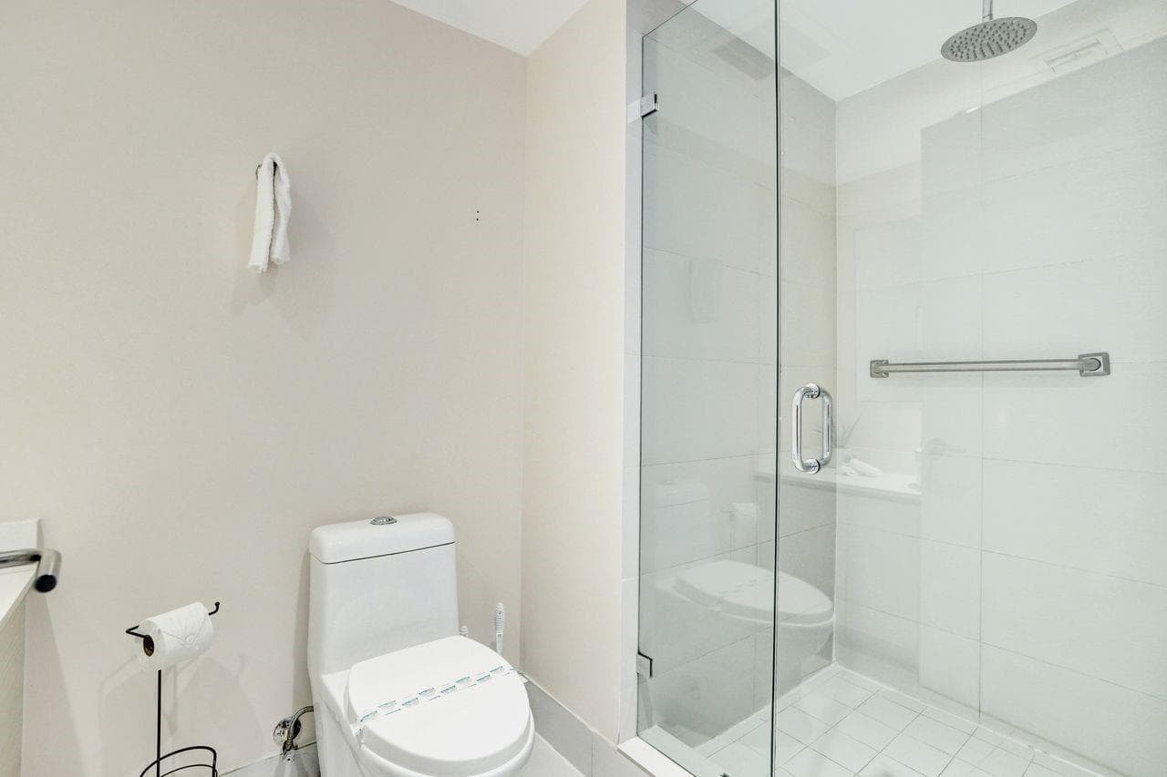 2600 E Hallandale Beach Boulevard T3210 photo 20