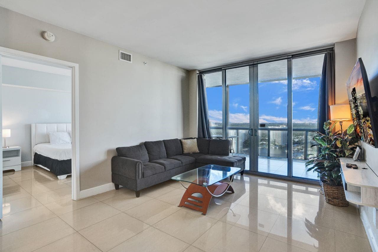 2600 E Hallandale Beach Boulevard T3210 photo 11