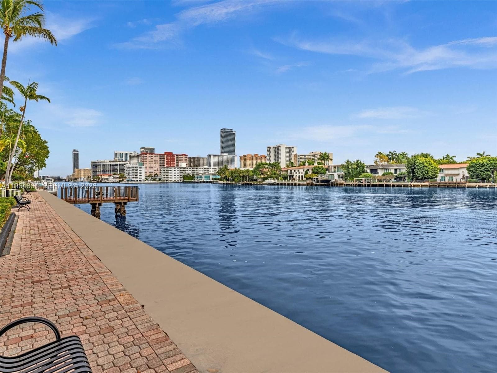 21150 Point Pl 305 photo 22