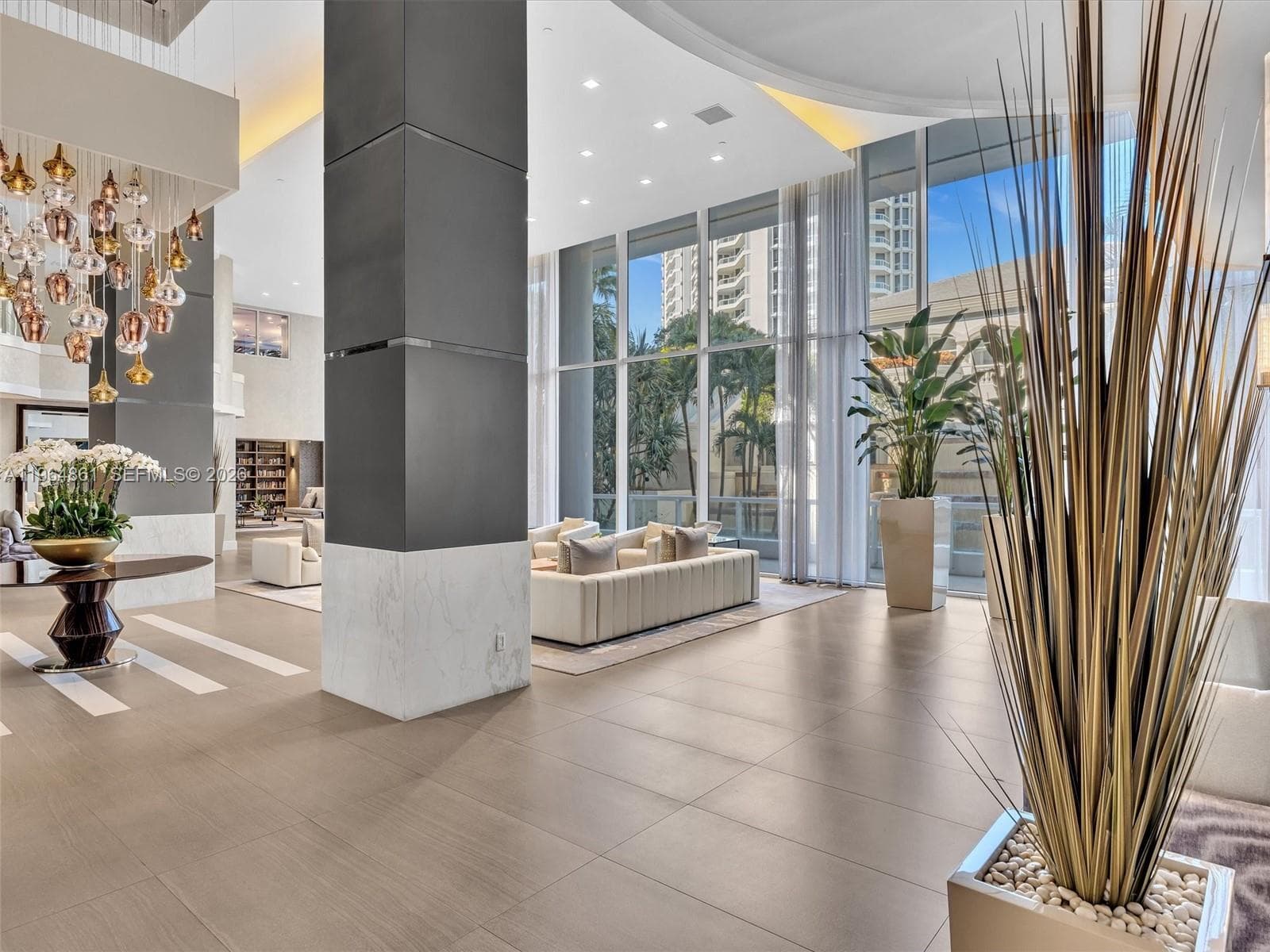 21150 Point Pl 305 photo 11