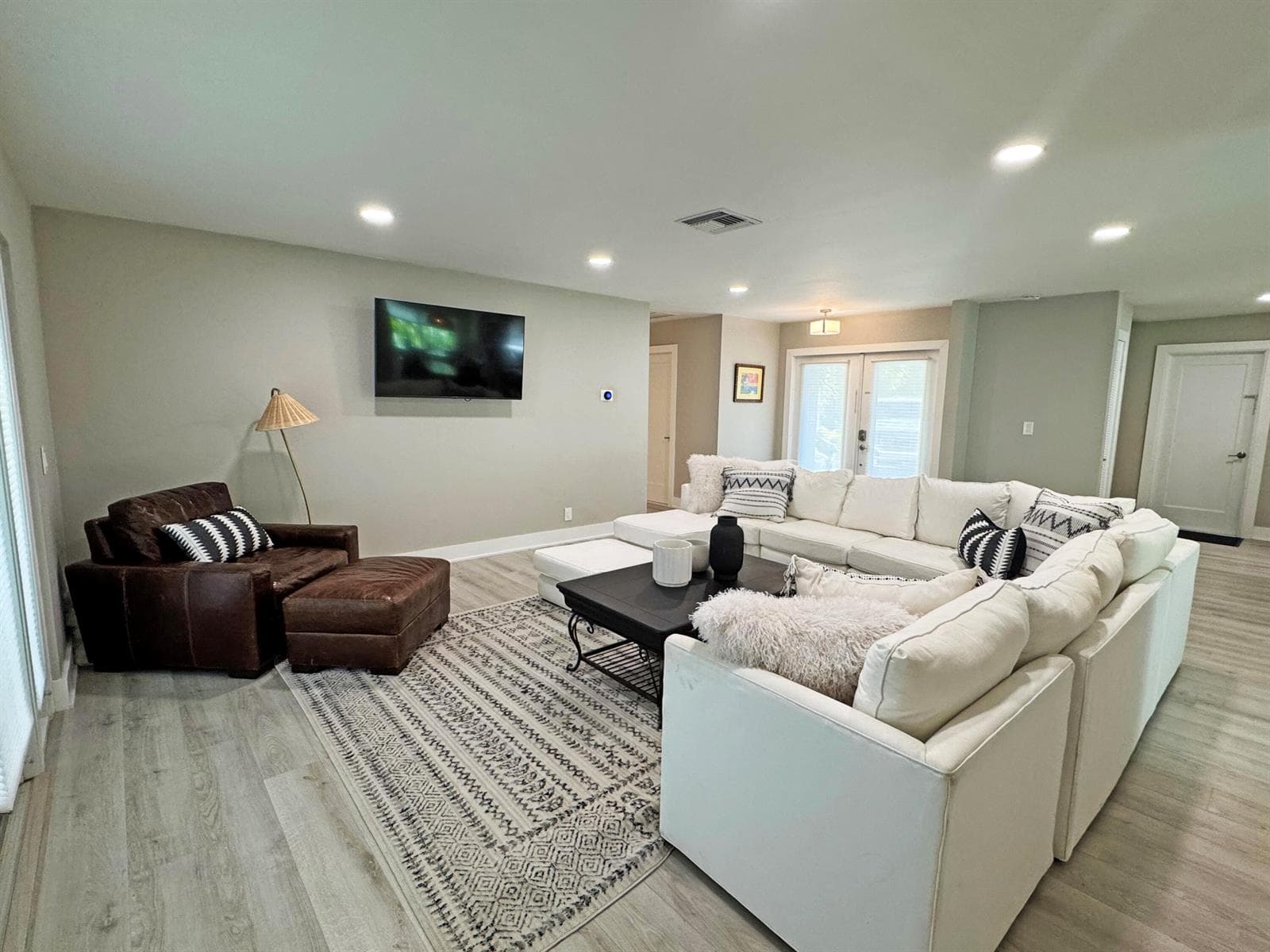 106 Periwinkle Drive photo 9