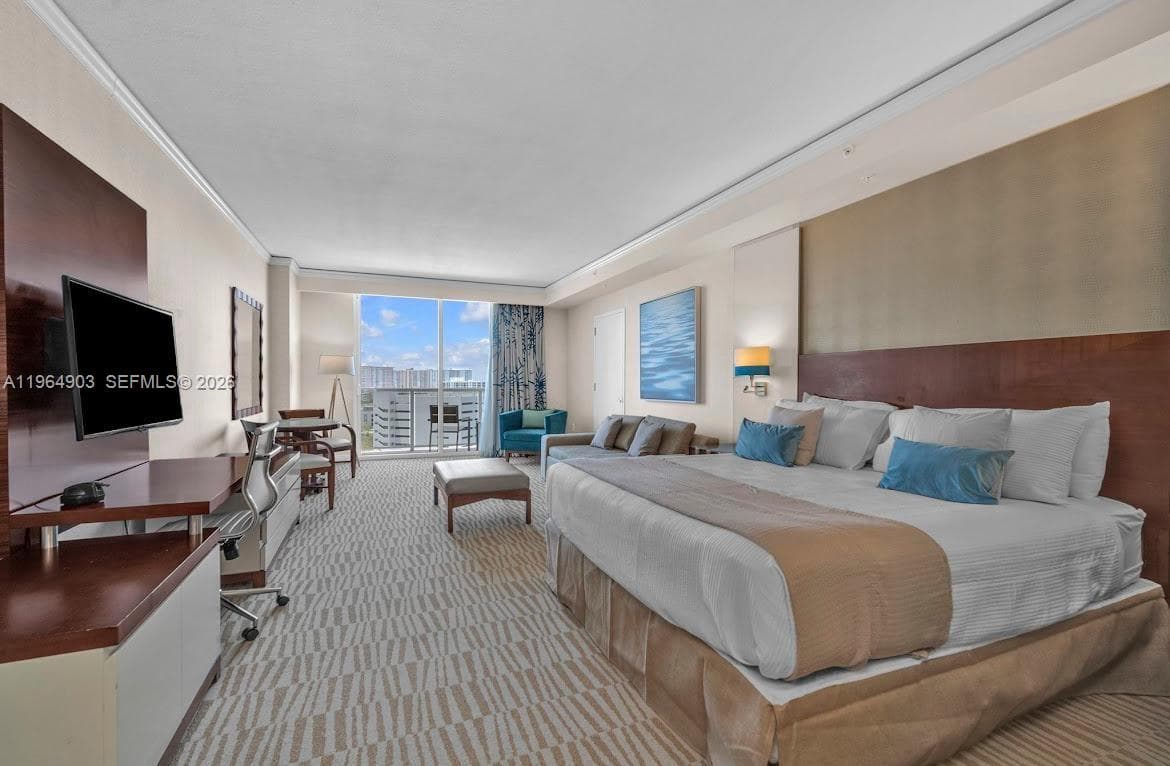 18001 Collins Ave 917 photo 22
