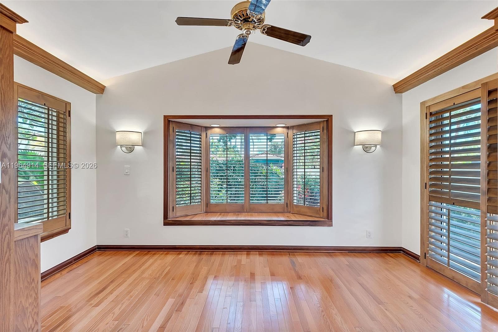 325 Bontona Ave photo 11