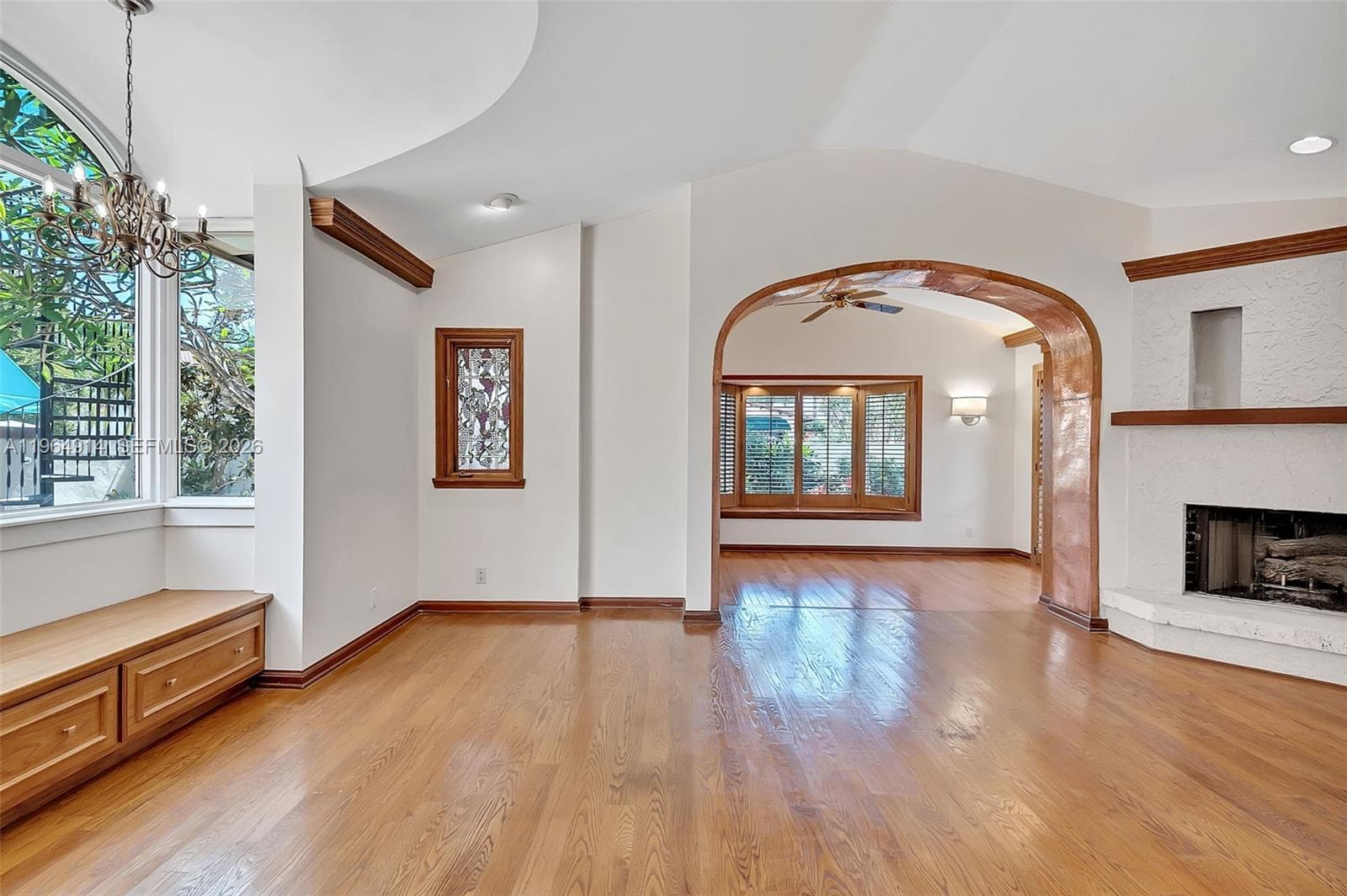 325 Bontona Ave photo 10