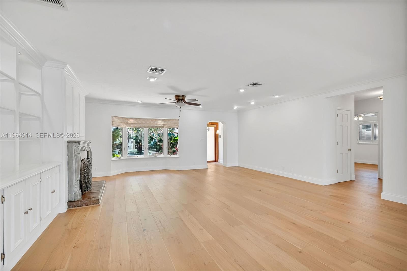 325 Bontona Ave photo 7