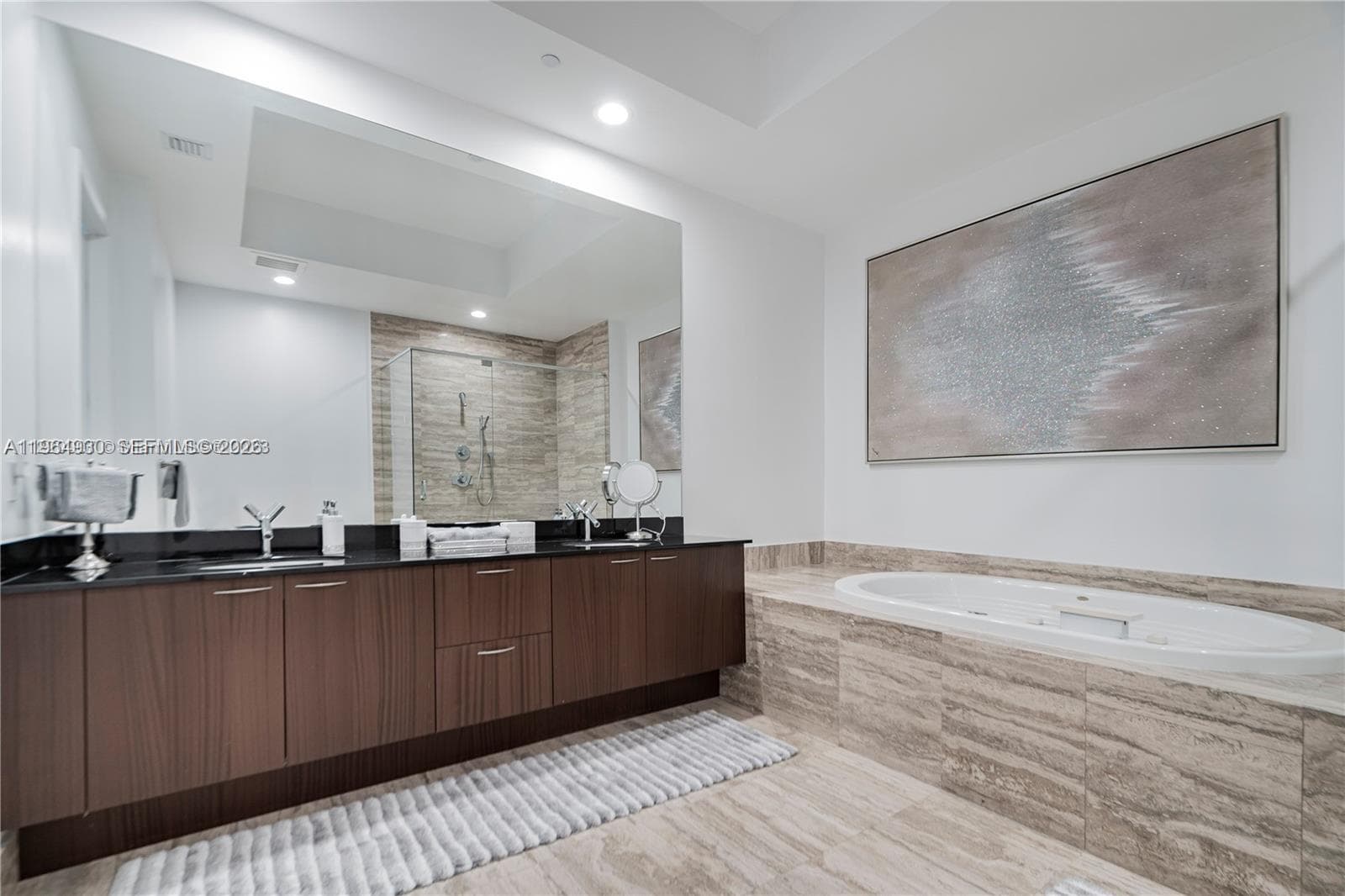 16001 Collins Ave (AVAIL 05/01/2026) 3803 photo 12