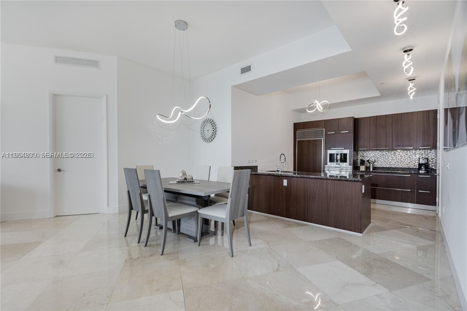 16001 Collins Ave (AVAIL 05/01/2026) 3803 photo 4