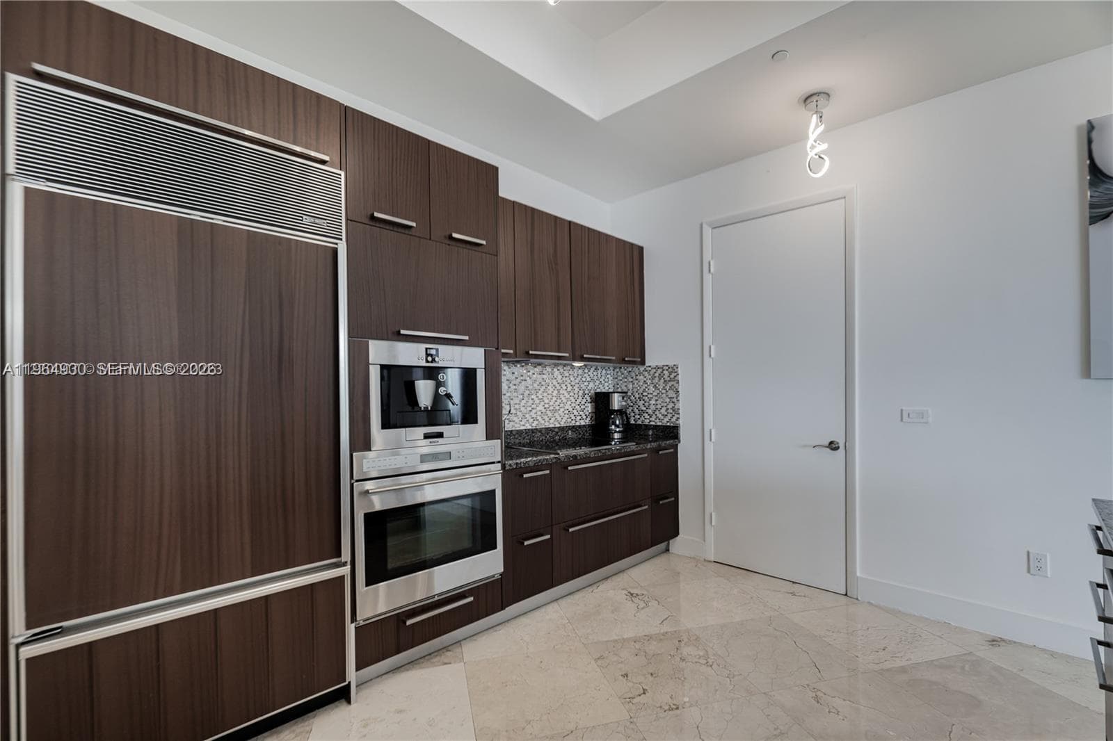 16001 Collins Ave (AVAIL 05/01/2026) 3803 photo 8