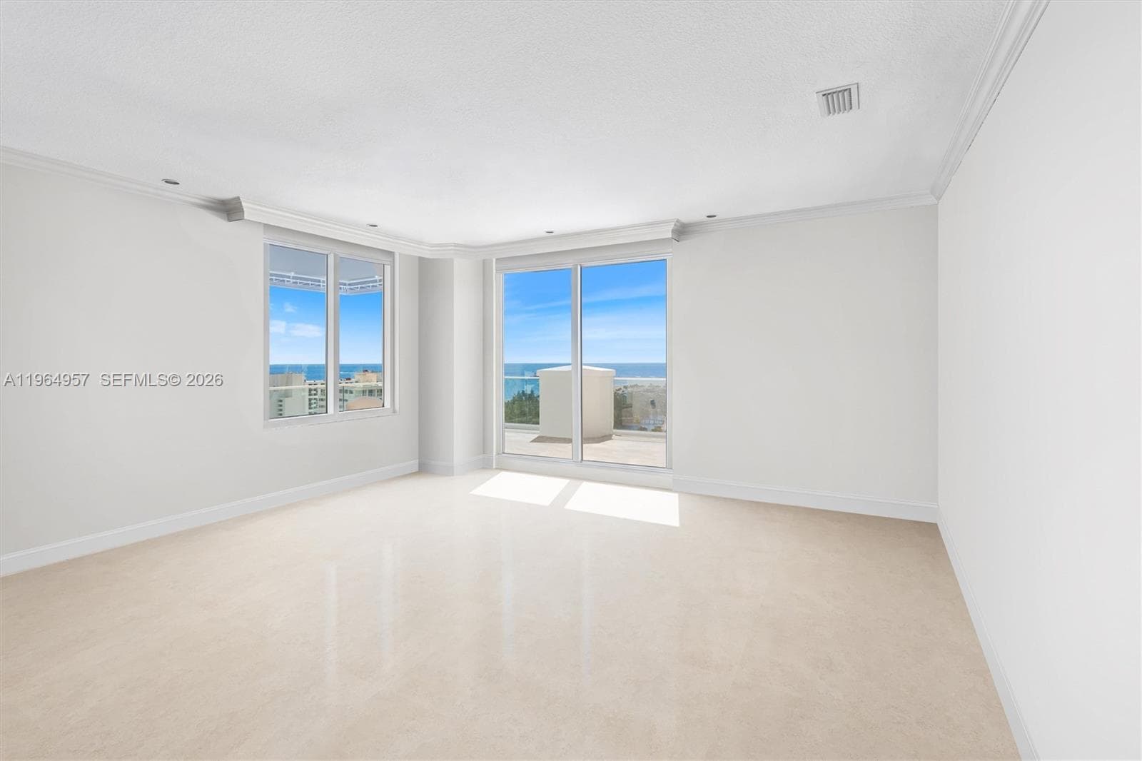 3055 Harbor Dr 2102 photo 13