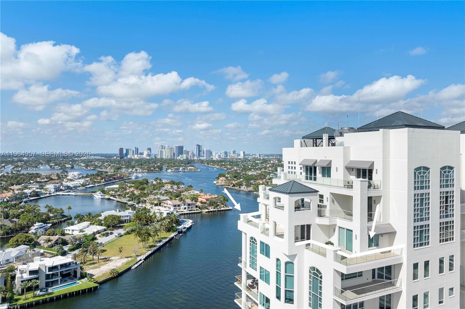 3055 Harbor Dr #2102 1