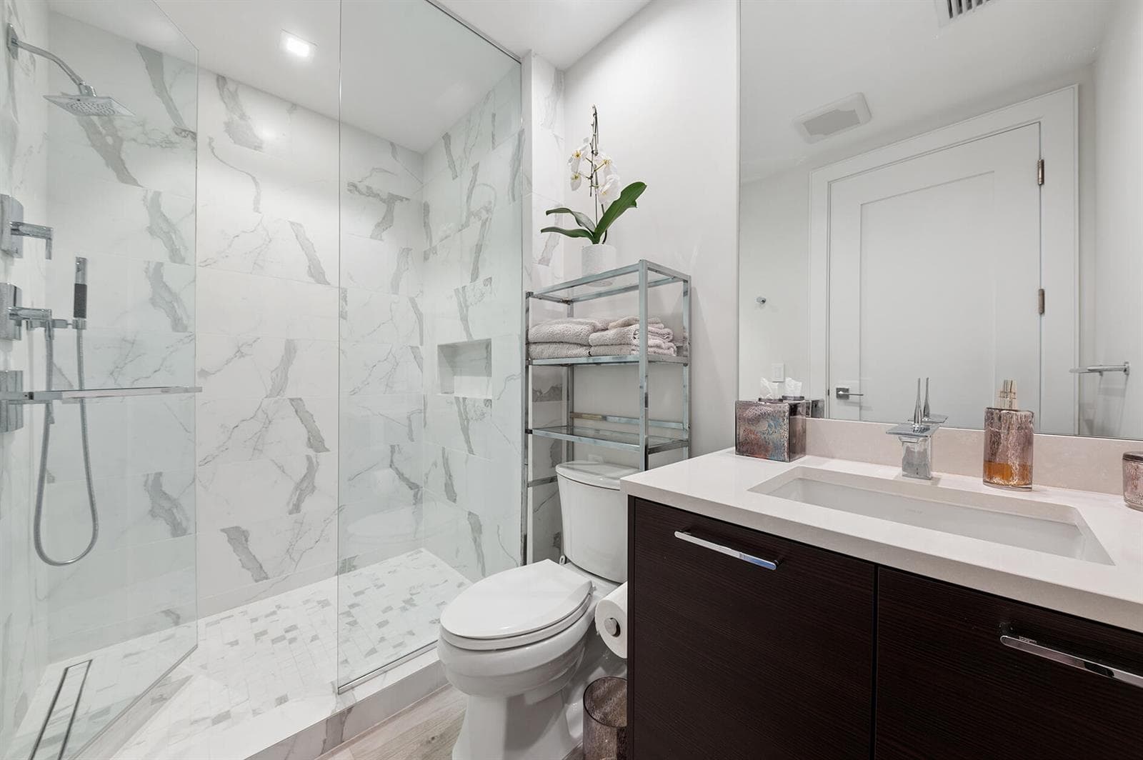 3730 N Ocean Drive 17-D photo 18