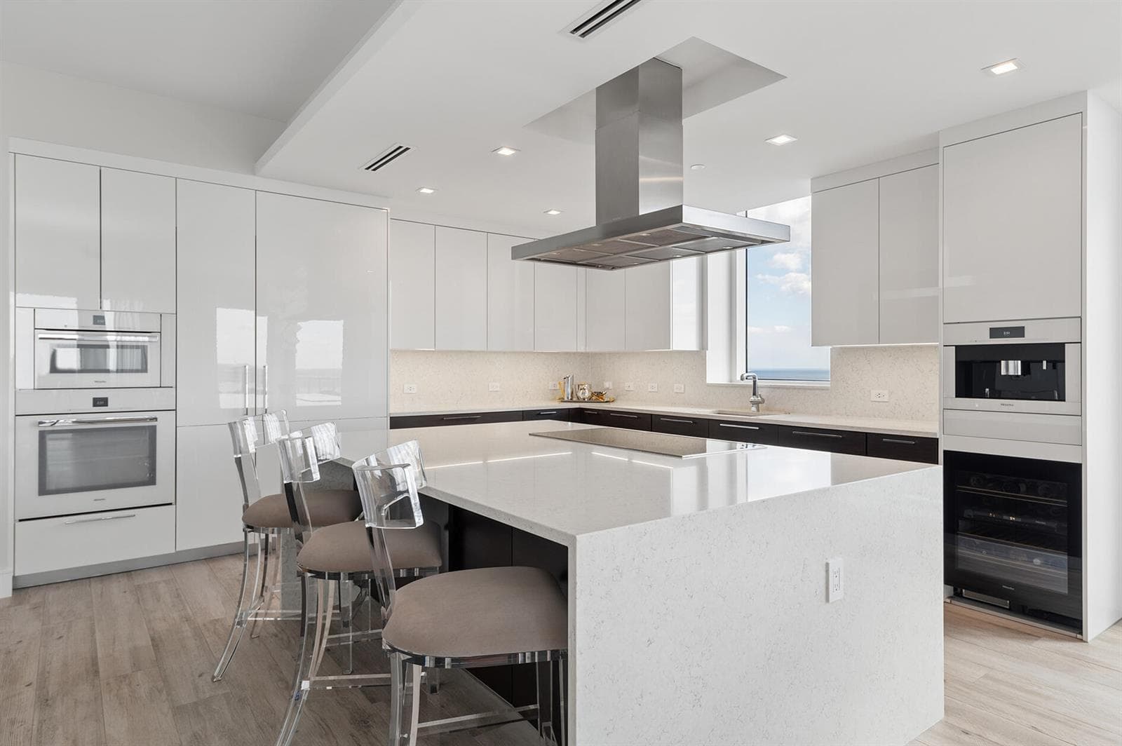 3730 N Ocean Drive 17-D photo 8