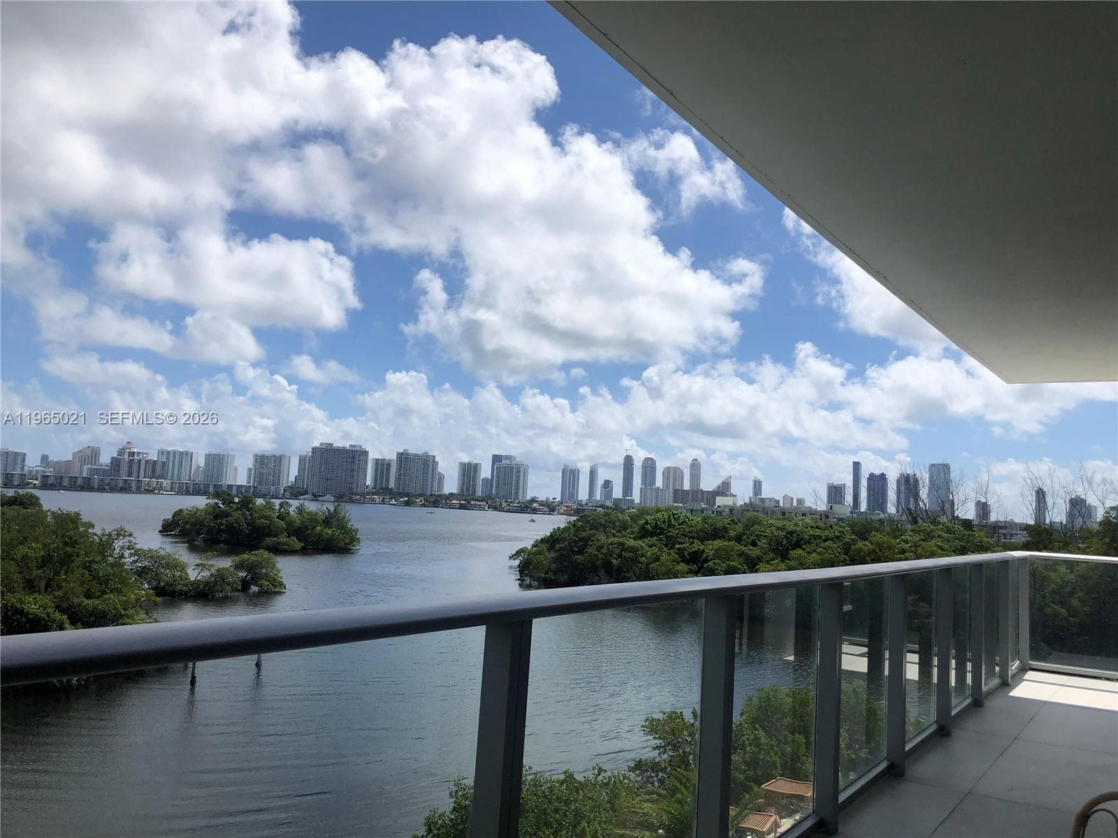 16385 Biscayne Blvd 507 photo 16