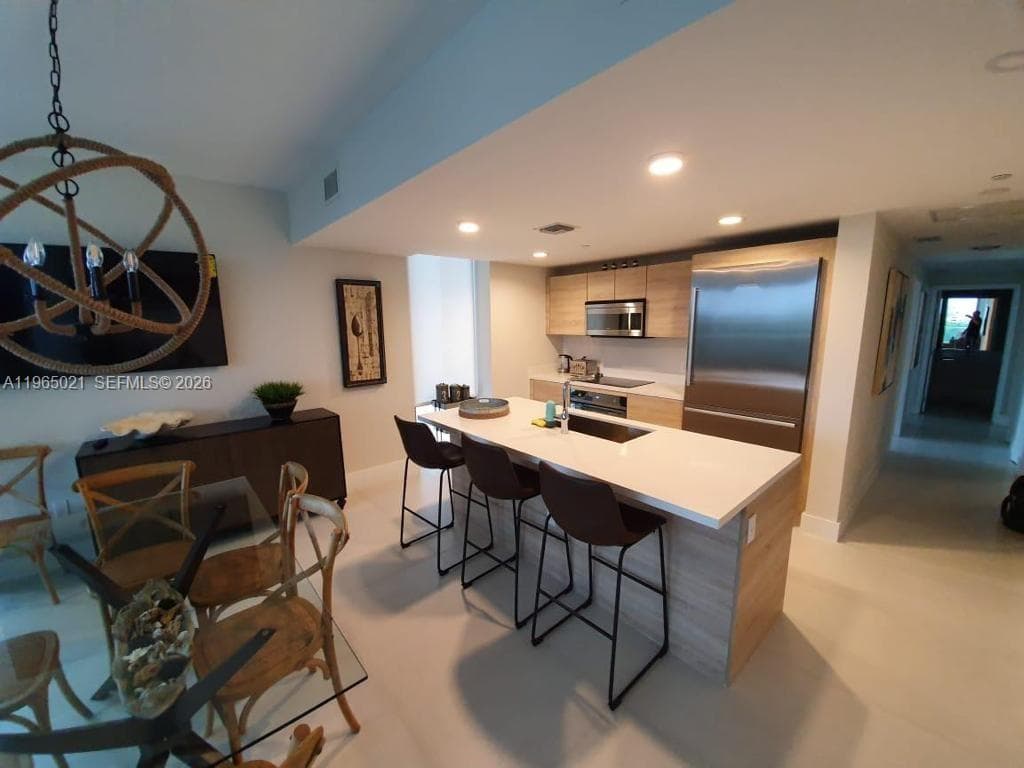 16385 Biscayne Blvd 507 photo 7