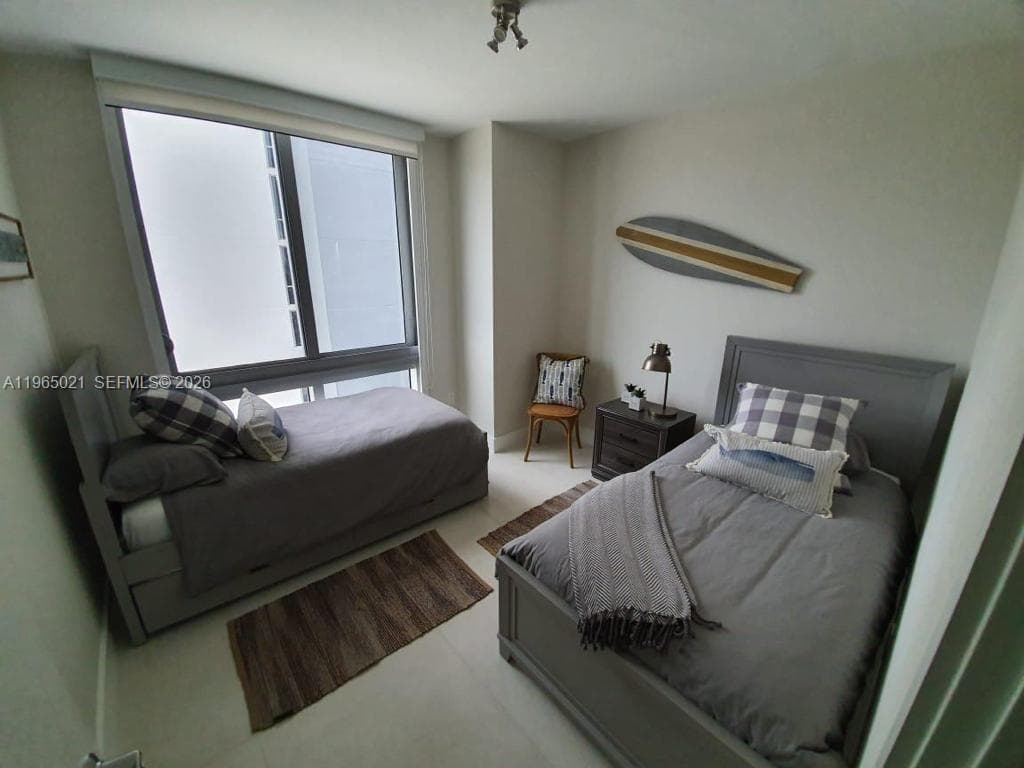 16385 Biscayne Blvd 507 photo 24