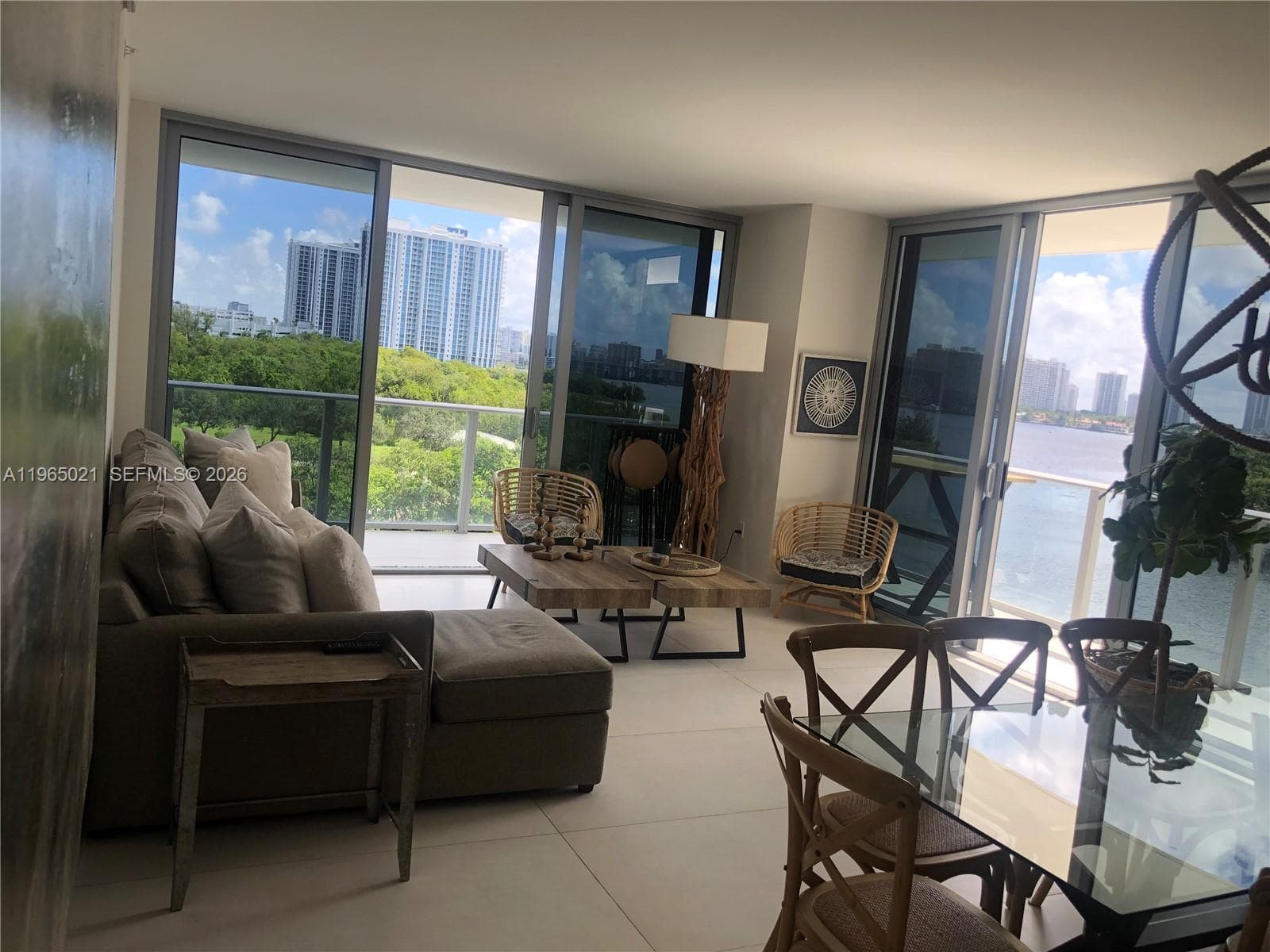 16385 Biscayne Blvd 507 photo 8