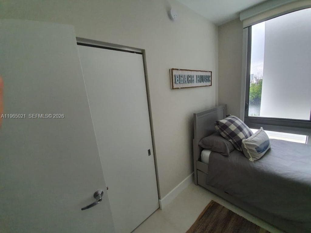 16385 Biscayne Blvd 507 photo 25