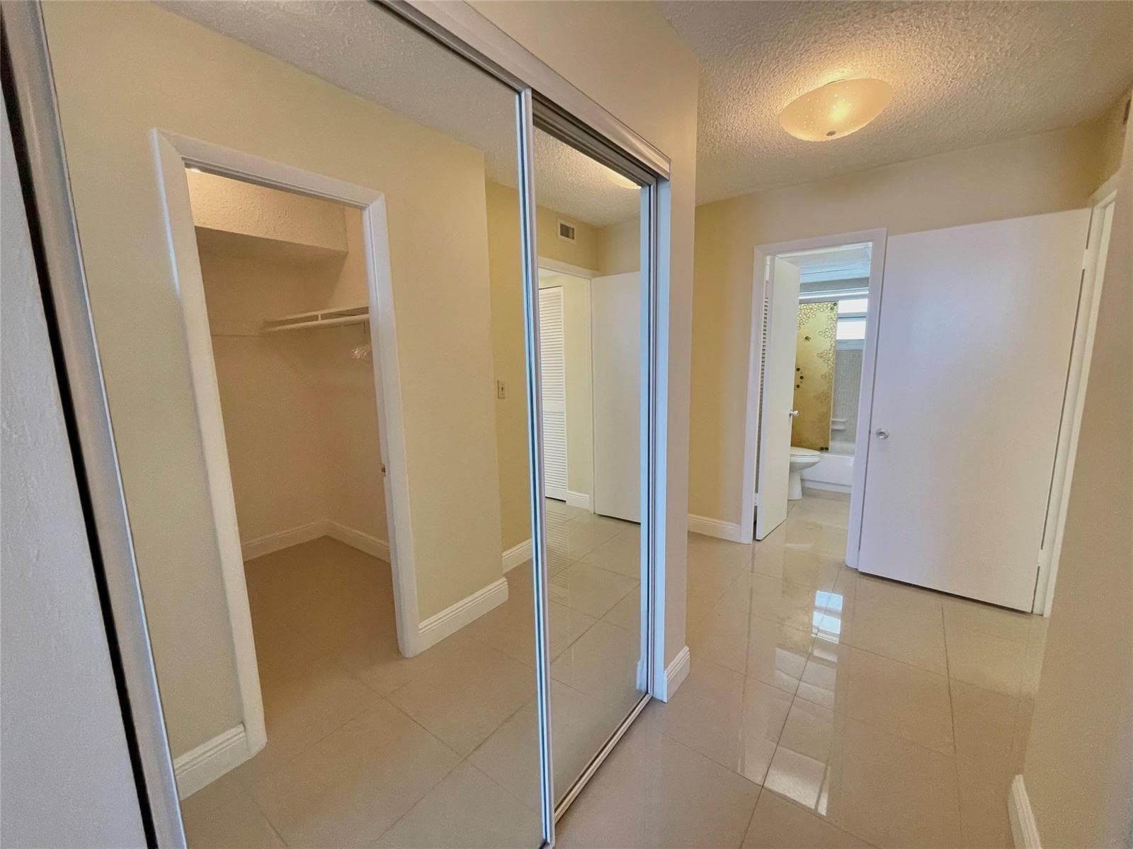1175 NE Miami Gardens Drive 405 photo 20