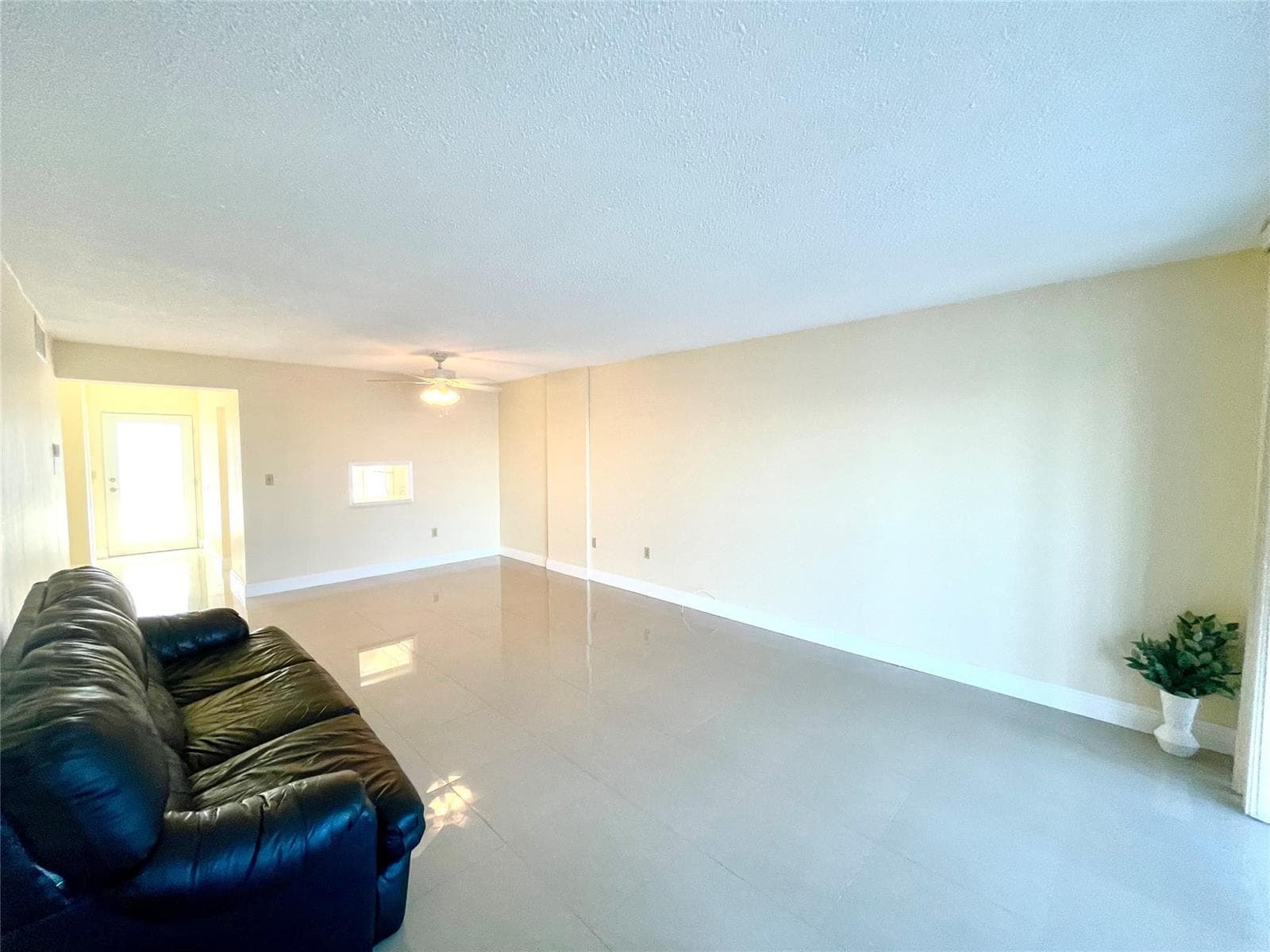 1175 NE Miami Gardens Drive 405 photo 10