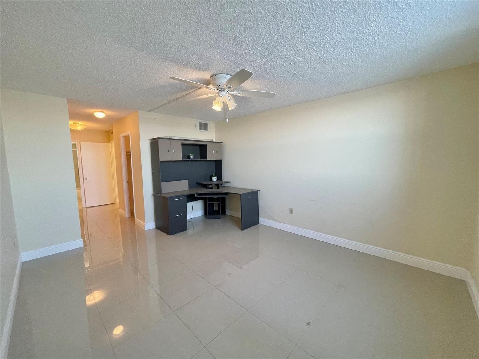 1175 NE Miami Gardens Drive 405 photo 18