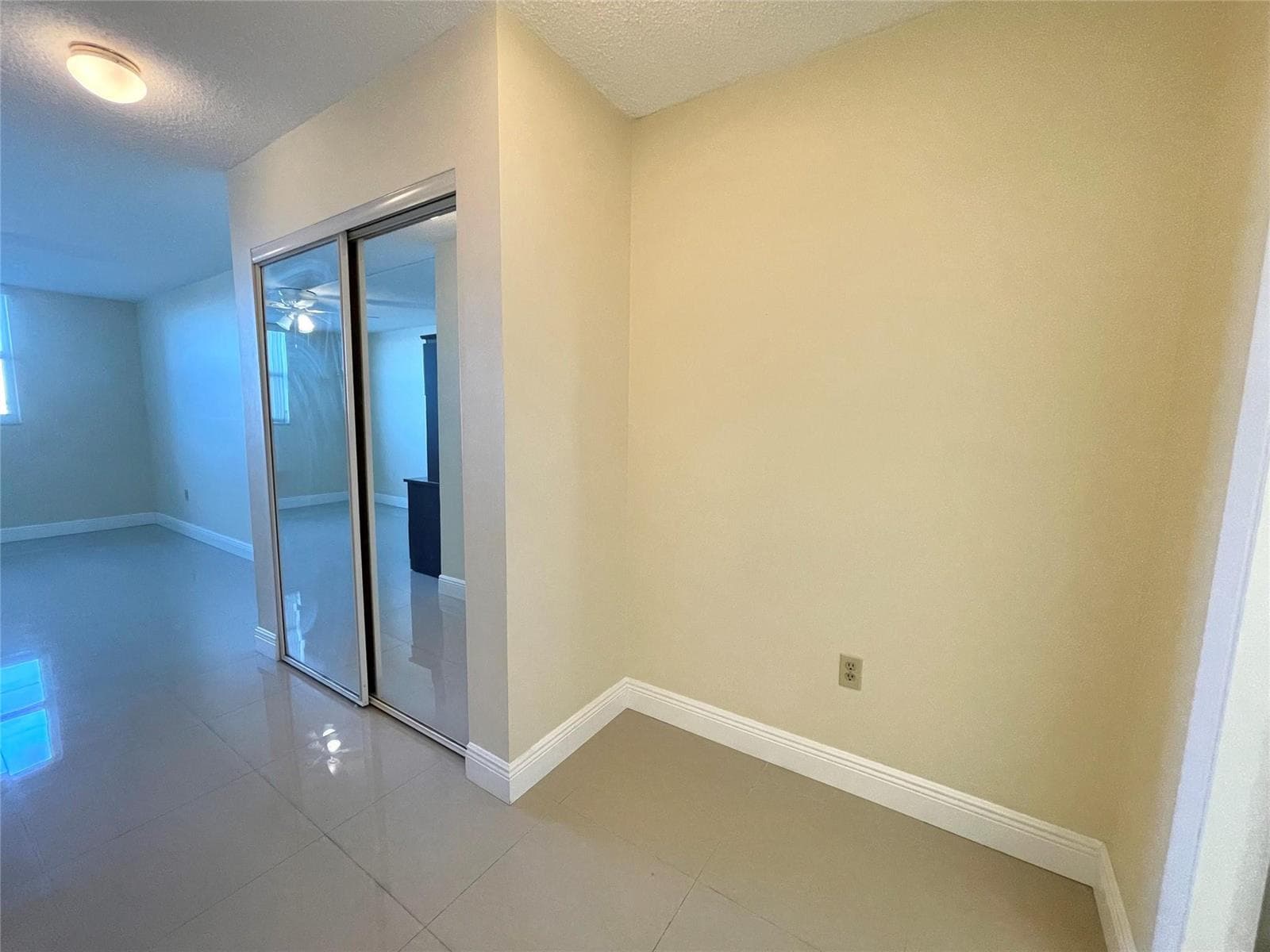 1175 NE Miami Gardens Drive 405 photo 15
