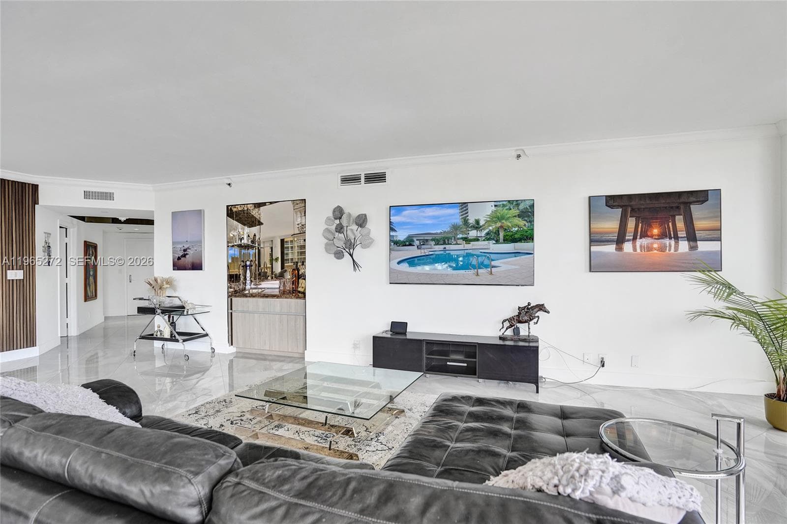 3000 Island Blvd 1106 photo 10