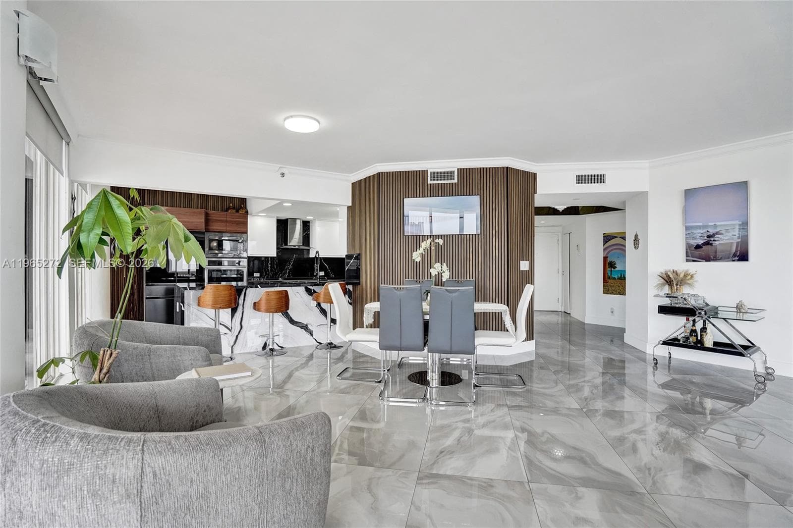 3000 Island Blvd 1106 photo 11