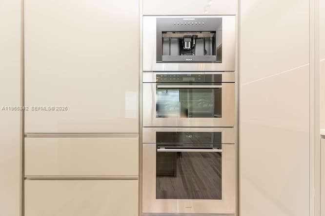 18975 Collins Ave 3605 photo 20