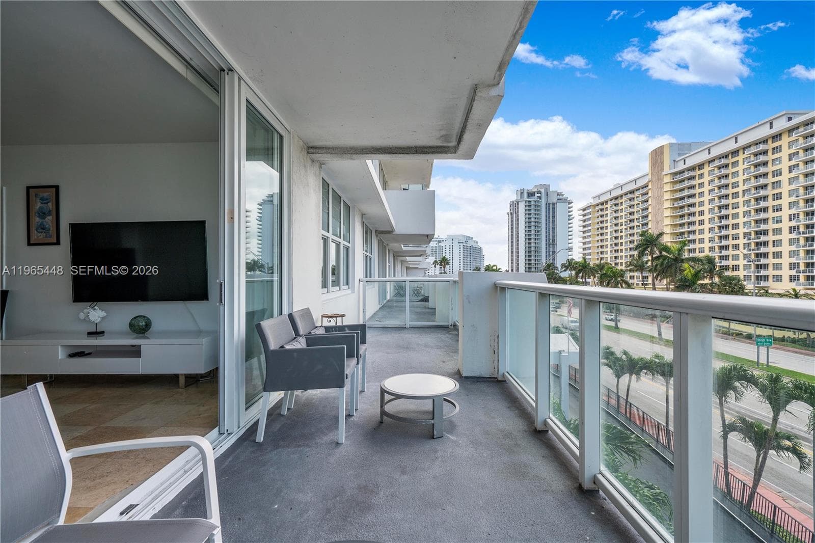 5601 Collins Ave 423 photo 23